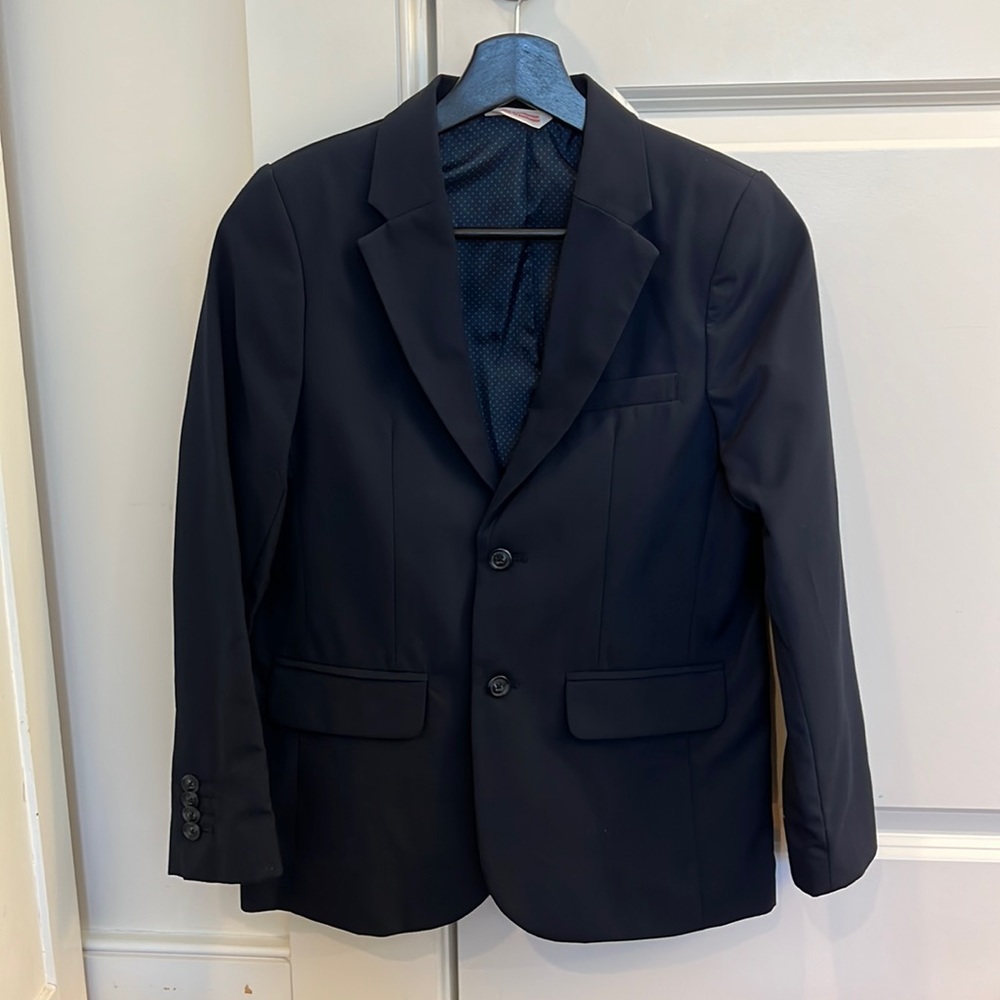 Navy blazer, size 12. Worn once, excellent condition.